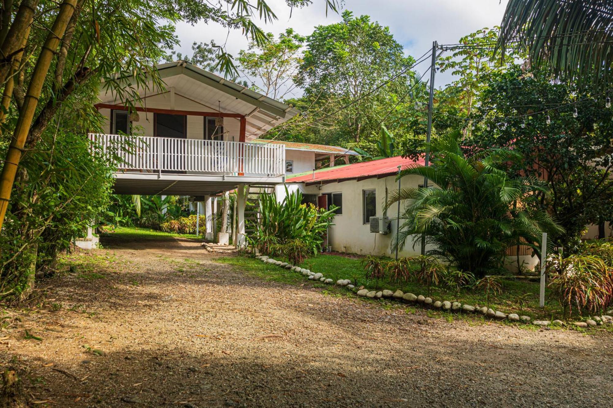 Cuatro Vientos Lodge & Apartments - Mal Pais, Costa Rica Playa Santa Teresa  Bagian luar foto